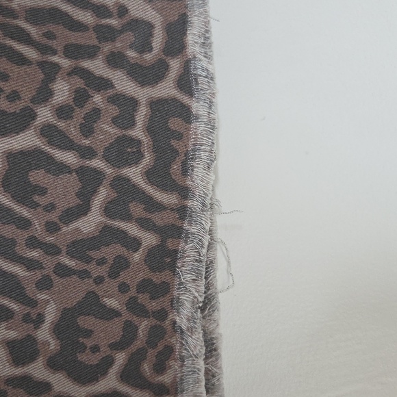 Leopard Print Wide Leg Denim Jeans Size 12 NWOT - Picture 8 of 14